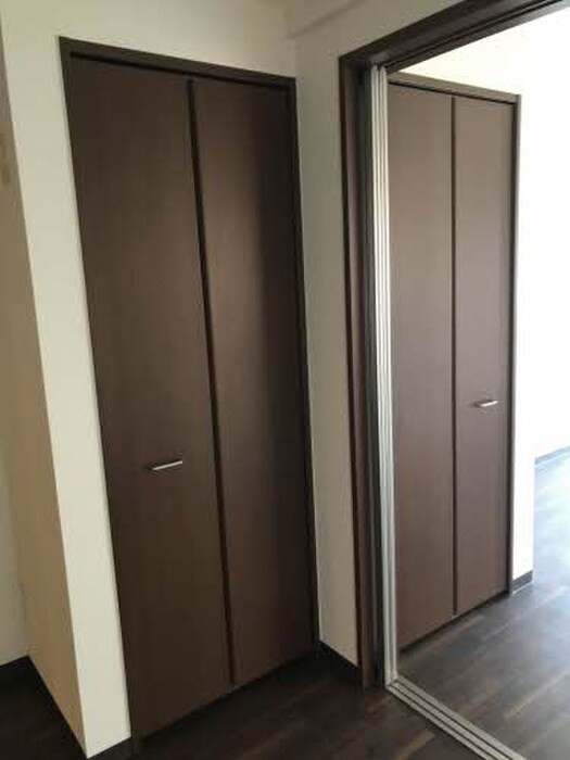 物件内観写真12　(収納)
