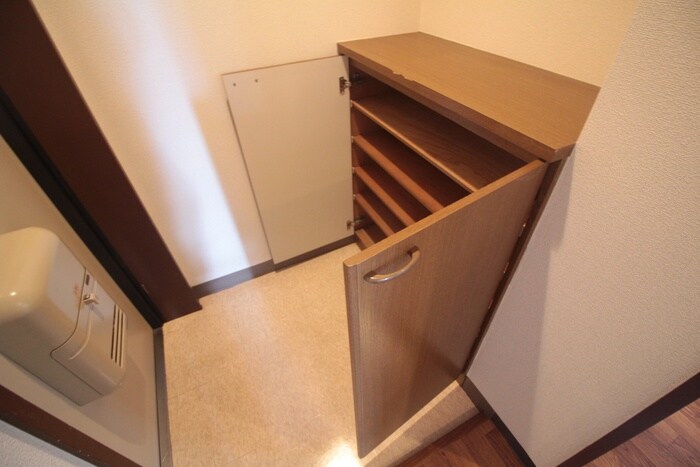 物件内観写真13　(靴箱)