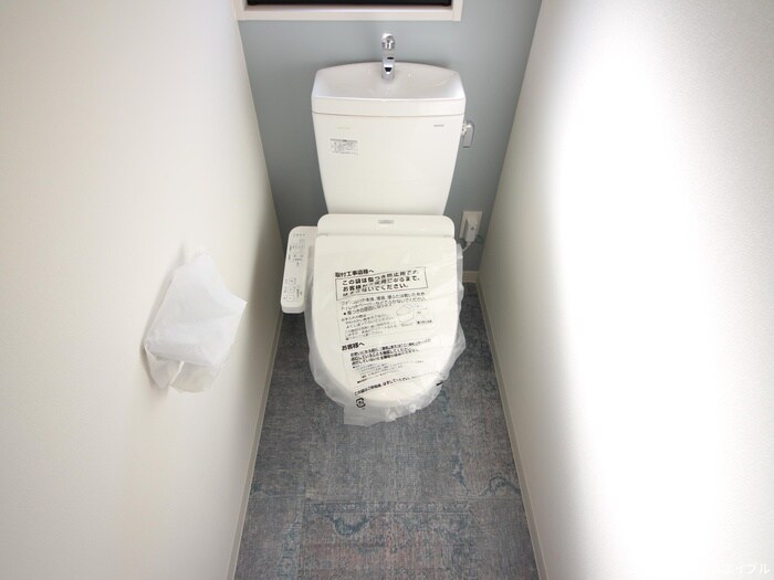 物件内観写真13　(トイレ)