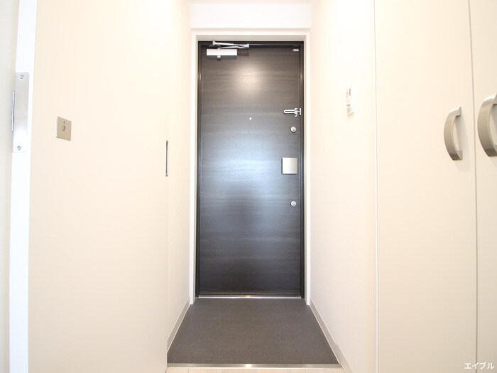 物件内観写真17　(玄関)