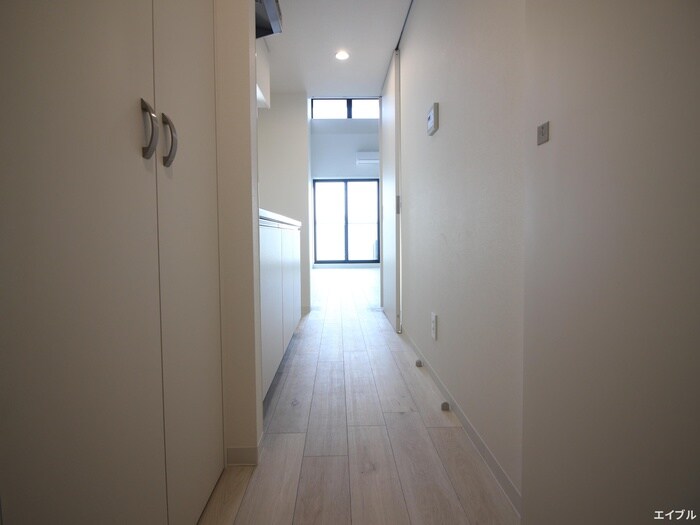 物件内観写真18　(廊下)