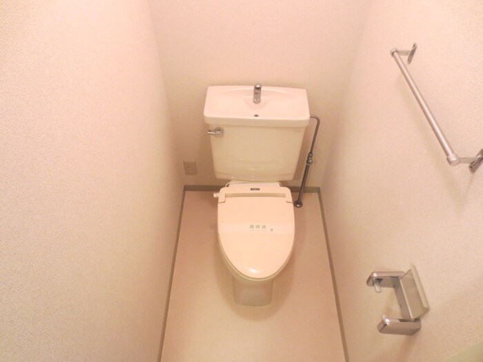 物件内観写真10　(トイレ)