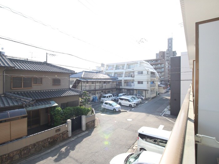 物件内観写真15　(室内からの展望)