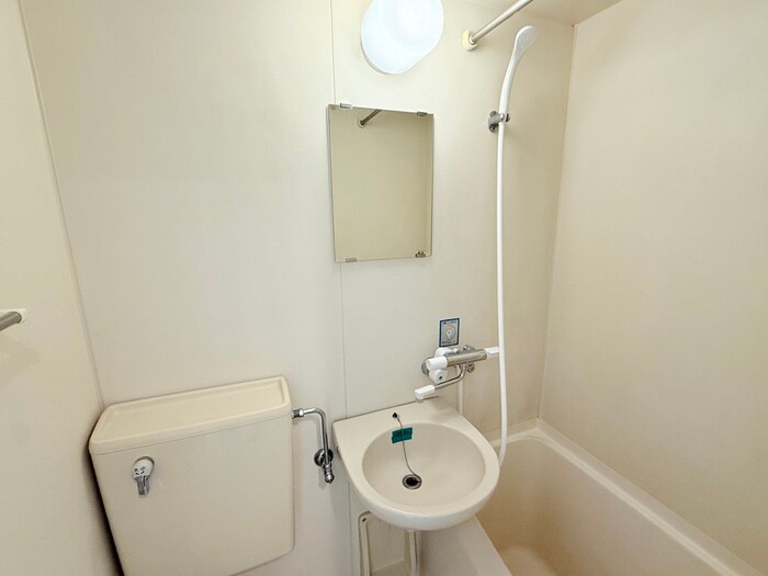 物件内観写真11　(洗面)