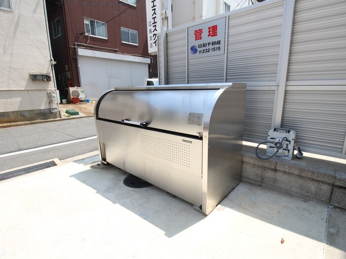 物件外観写真6　(建物設備)