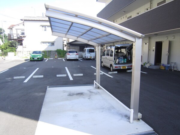 駐輪場
