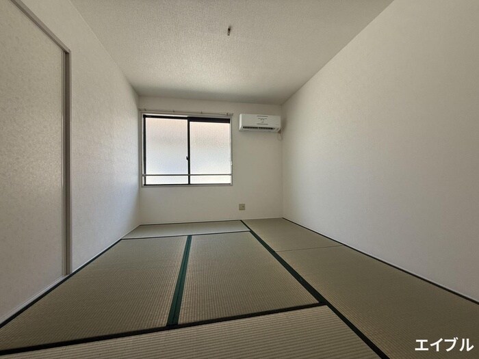 物件内観写真15　(居室)