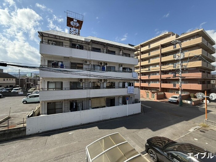 物件内観写真21　(室内からの展望)