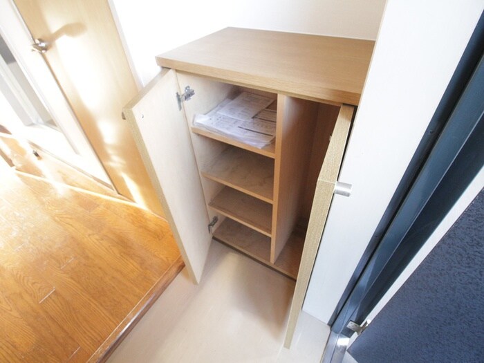 物件内観写真12　(靴箱)