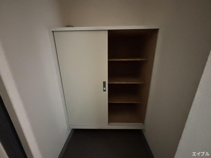 物件内観写真12　(靴箱)