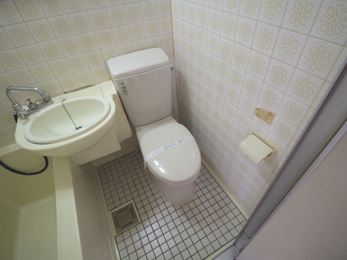 物件内観写真10　(トイレ)