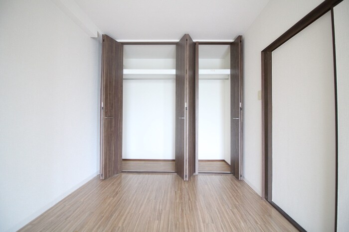 物件内観写真13　(収納)