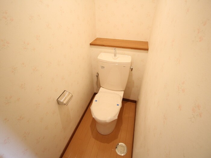 物件内観写真10　(トイレ)