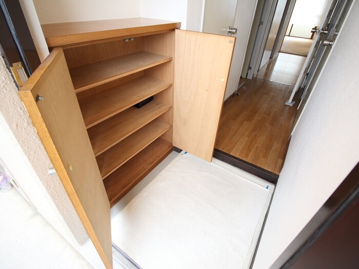 物件内観写真14　(靴箱)