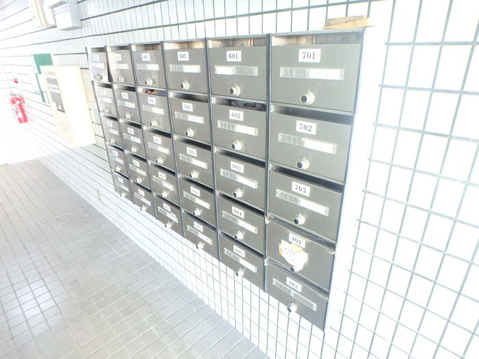 物件外観写真4　(建物設備)