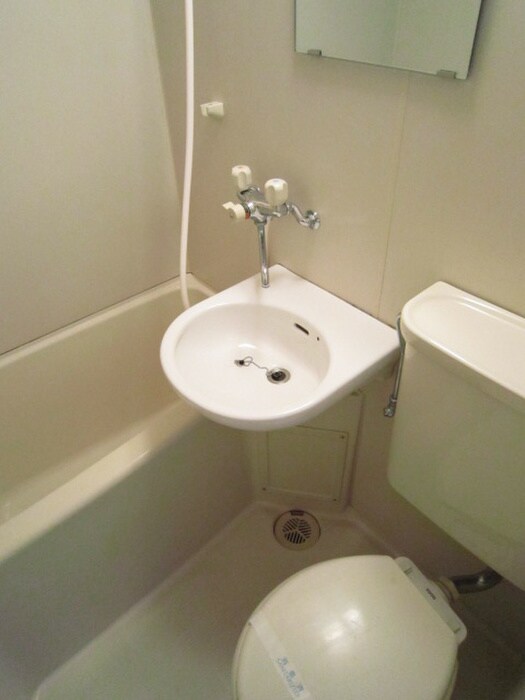 物件内観写真13　(トイレ)