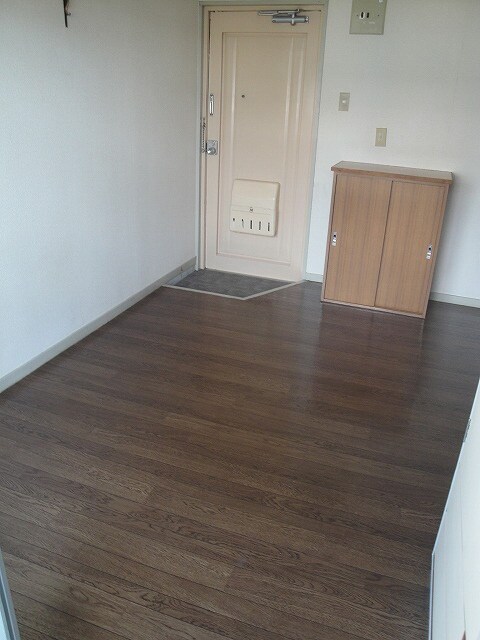 物件内観写真5　(居室)