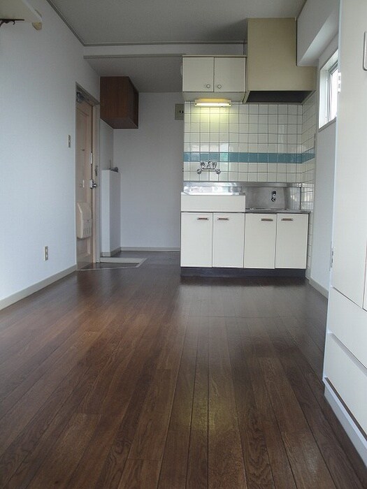 物件内観写真5　(居室)