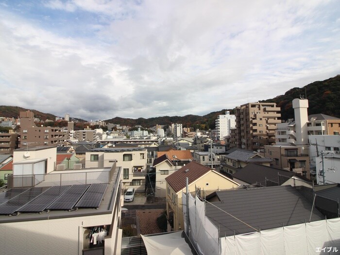 物件内観写真19　(室内からの展望)