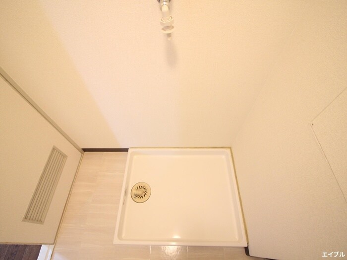 物件内観写真22　(洗濯機置場)