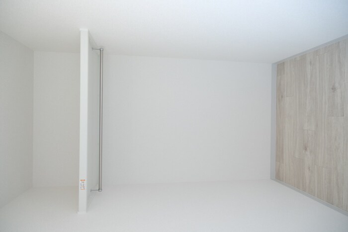 物件内観写真12　(収納)