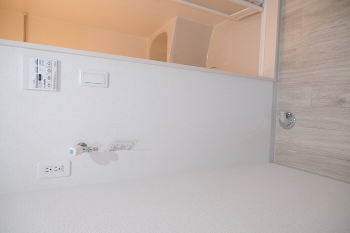 物件内観写真16　(洗濯機置場)