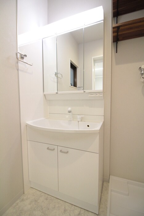 物件内観写真10　(洗面)