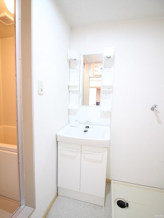 物件内観写真11　(洗面)