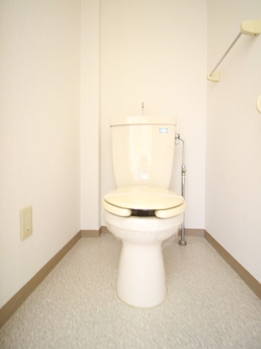 物件内観写真13　(トイレ)