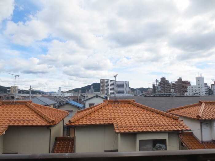 物件内観写真22　(室内からの展望)