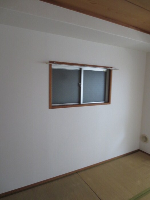 物件内観写真13　(居室)