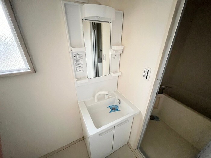 物件内観写真10　(洗面)