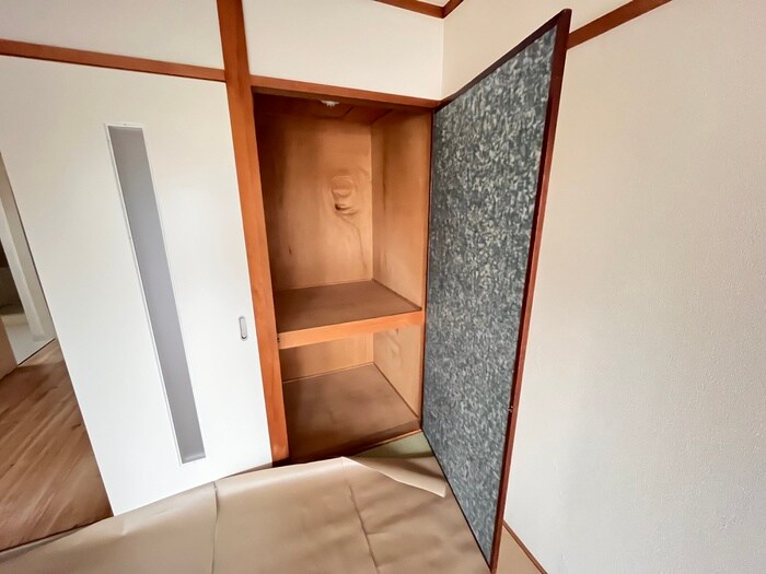 物件内観写真18　(収納)