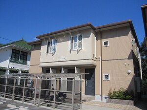 カルムハイツ外観写真