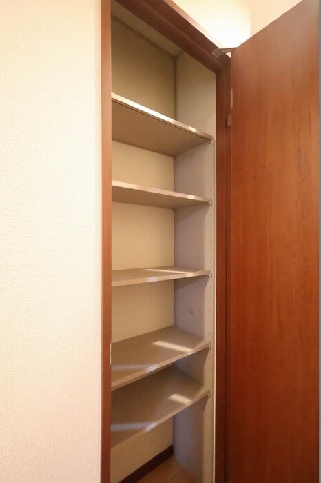 物件内観写真16　(靴箱)