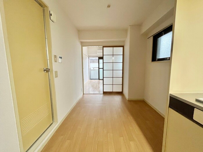 物件内観写真11　(居室)