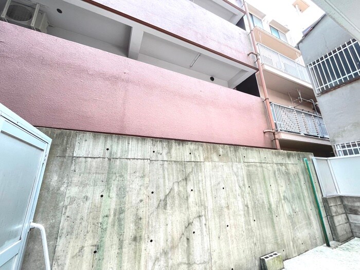 物件内観写真16　(室内からの展望)