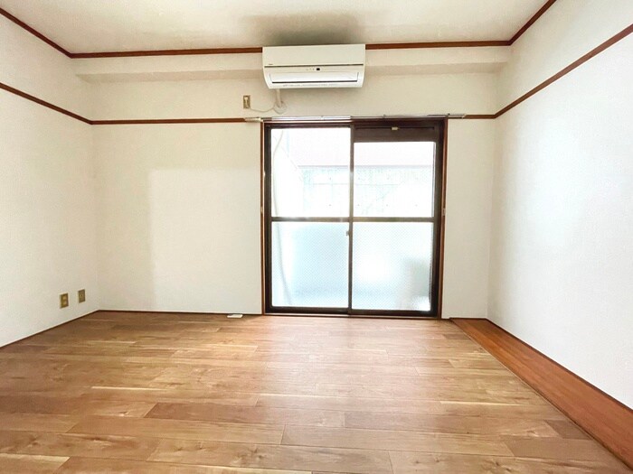 物件内観写真19　(居室)