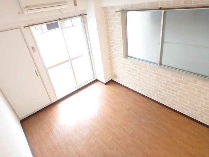 物件内観写真16　(居室)