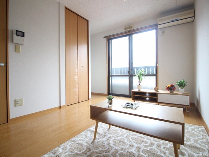 物件内観写真7　(居室)