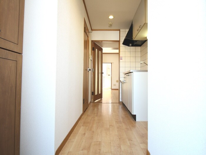 物件内観写真21　(玄関)