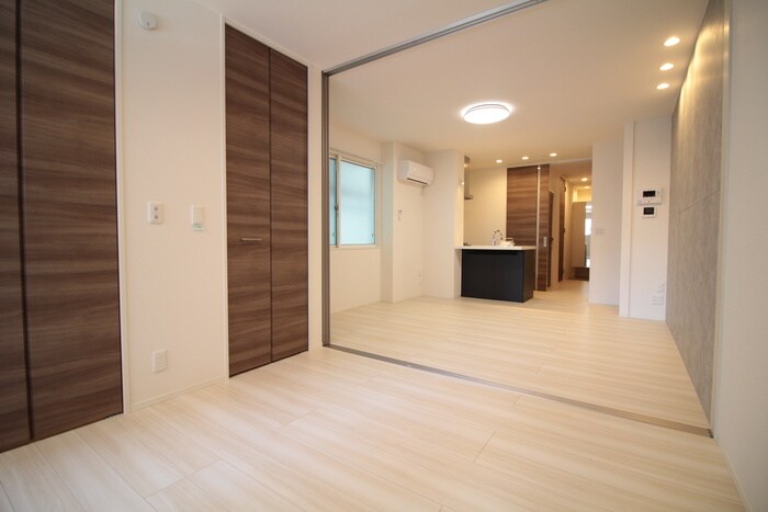 物件内観写真7　(居室)