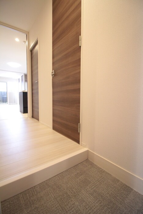 物件内観写真20　(玄関)