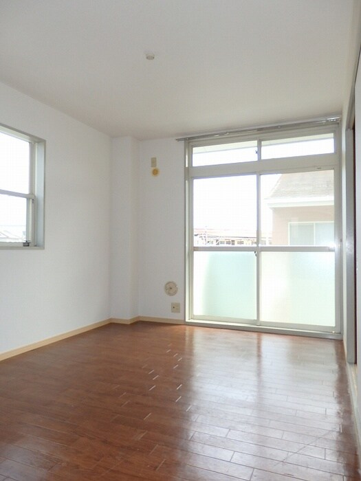 物件内観写真5　(居室)