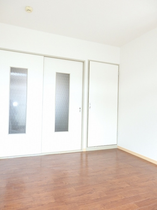 物件内観写真6　(居室)