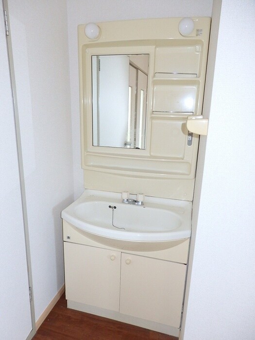 物件内観写真10　(洗面)