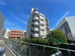 岸保ビル外観写真