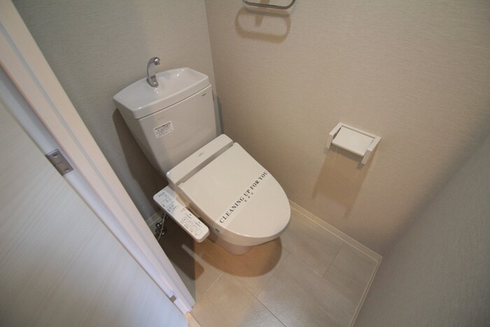 物件内観写真10　(トイレ)