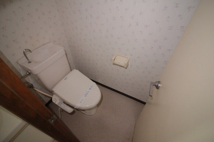 物件内観写真9　(トイレ)