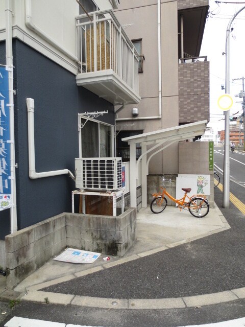 物件外観写真3　(駐輪場)
